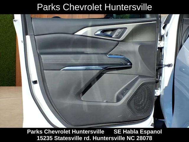 2026 Chevrolet Traverse FWD LT