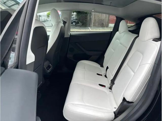 2022 Tesla Model Y Performance Dual Motor All-Wheel Drive