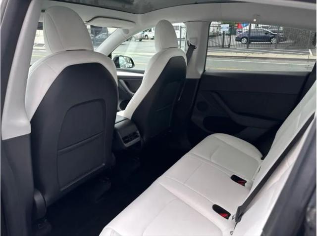 2022 Tesla Model Y Performance Dual Motor All-Wheel Drive
