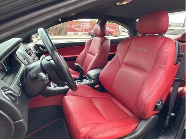 2004 Pontiac GTO Base