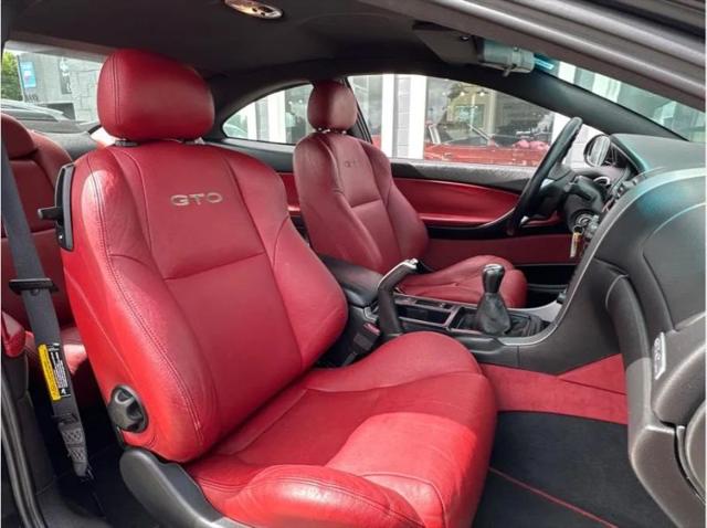 2004 Pontiac GTO Base