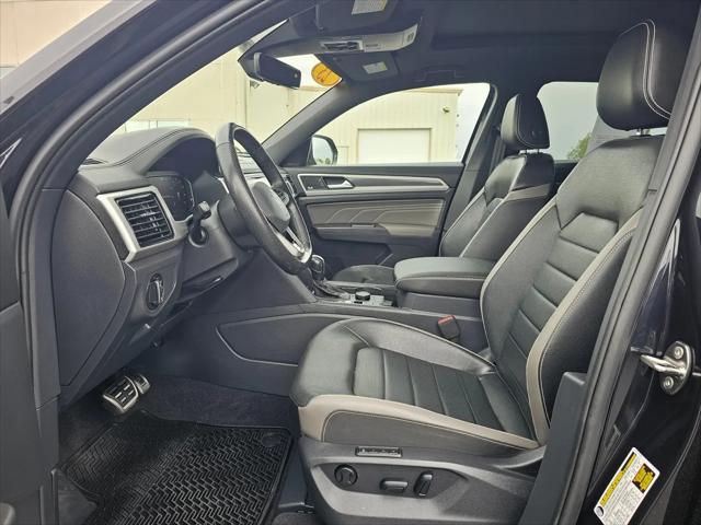 2023 Volkswagen Atlas Cross Sport 3.6L V6 SEL Premium R-Line