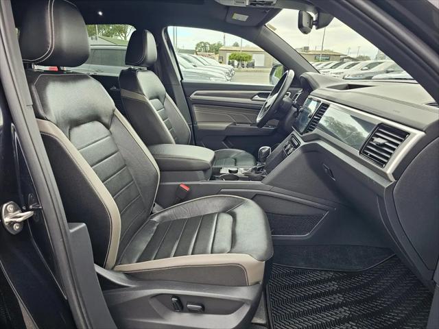 2023 Volkswagen Atlas Cross Sport 3.6L V6 SEL Premium R-Line