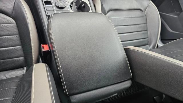 2023 Volkswagen Atlas Cross Sport 3.6L V6 SEL Premium R-Line