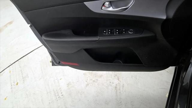 2023 Kia Forte LX