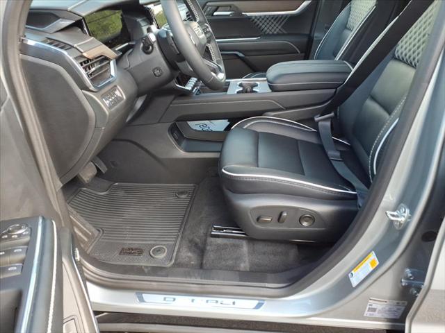 2026 GMC Acadia Denali AWD