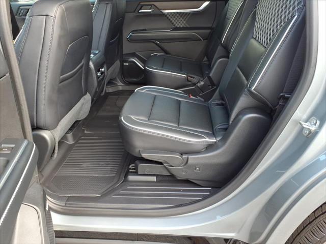 2026 GMC Acadia Denali AWD