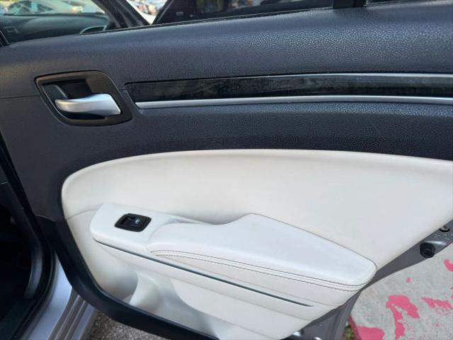 2018 Chrysler 300 Limited AWD