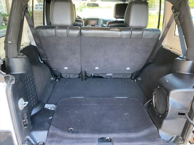 2012 Jeep Wrangler Unlimited Sahara