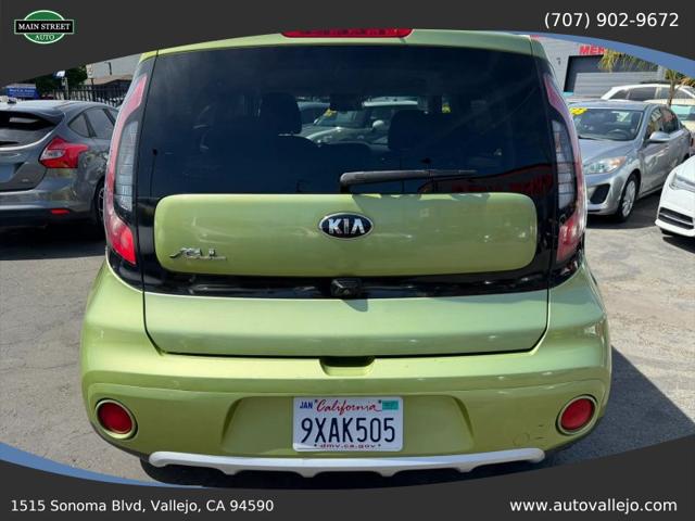 2018 Kia Soul +