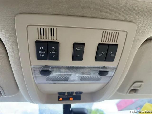 2008 Cadillac Escalade Standard