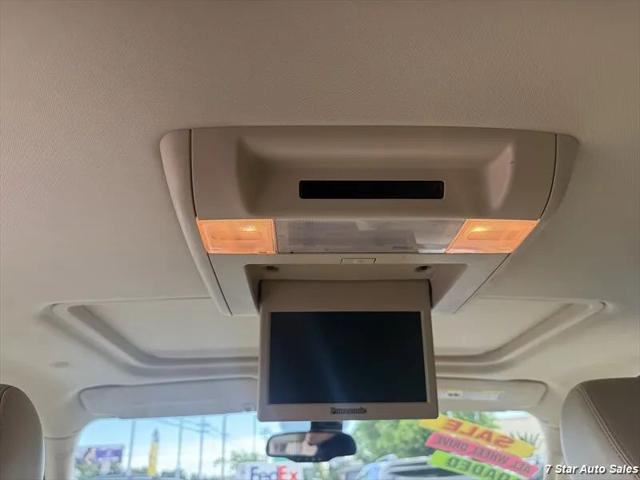 2008 Cadillac Escalade Standard