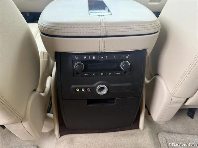 2008 Cadillac Escalade Standard