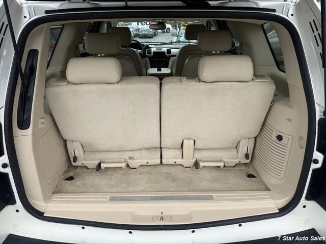 2008 Cadillac Escalade Standard