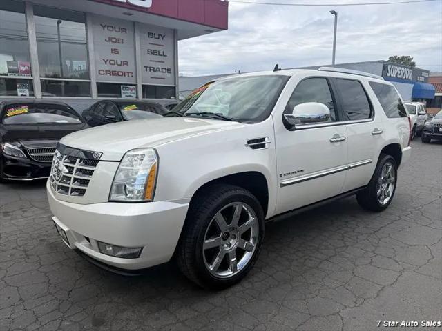 2008 Cadillac Escalade Standard