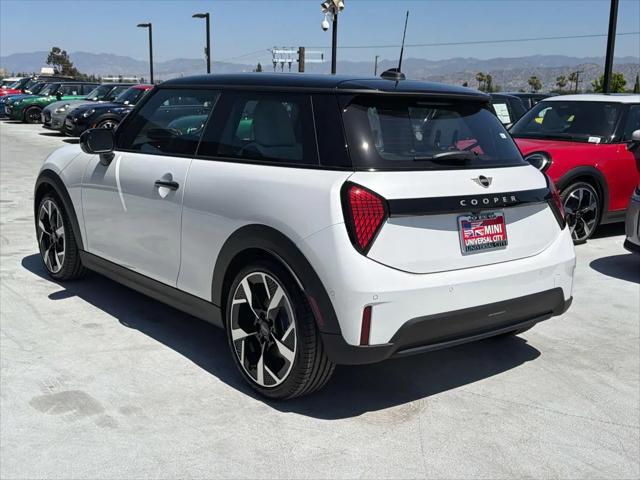 2026 MINI Hardtop Cooper