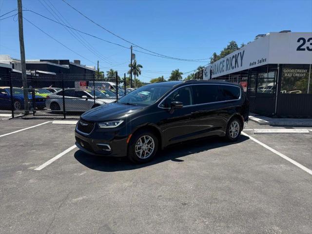 2021 Chrysler Pacifica Touring for sale in Fort Myers, FL