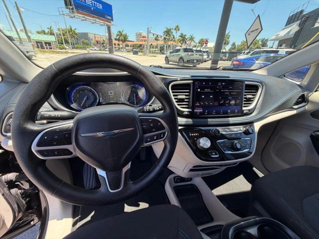 2021 Chrysler Pacifica Touring