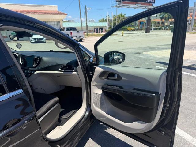 2021 Chrysler Pacifica Touring