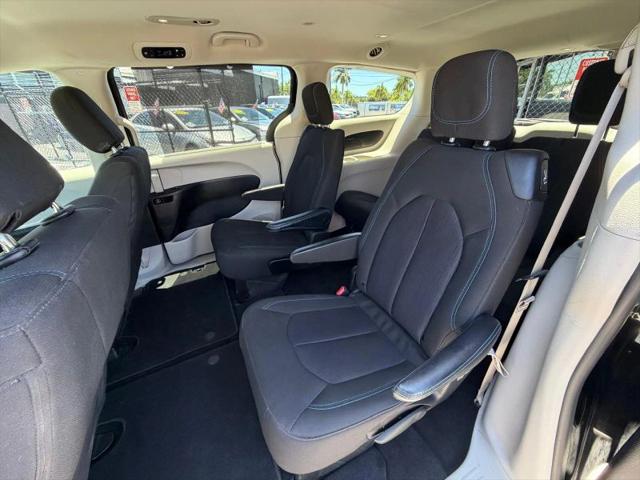 2021 Chrysler Pacifica Touring