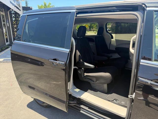 2021 Chrysler Pacifica Touring