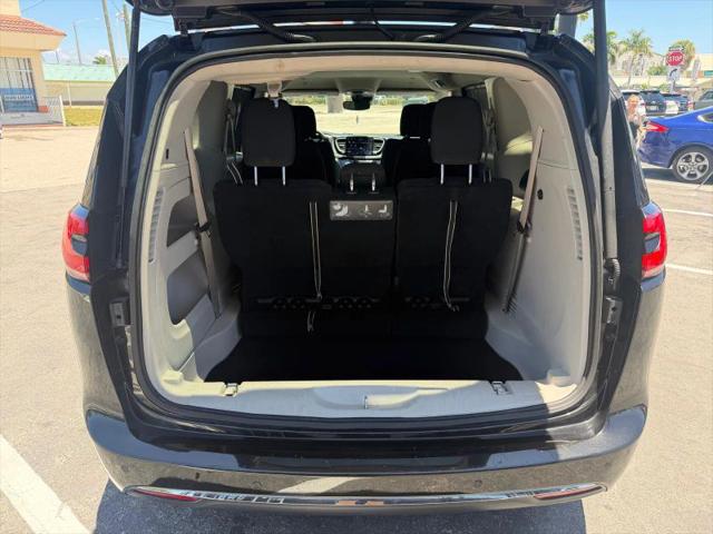 2021 Chrysler Pacifica Touring