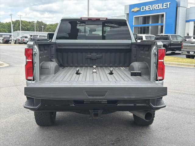 2025 Chevrolet Silverado 2500HD 4WD Crew Cab Standard Bed LTZ