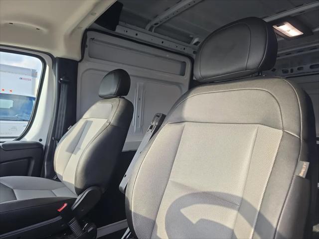 2025 Ram ProMaster 2500 Cargo Van Tradesman High Roof 159" WB w/Pass Seat