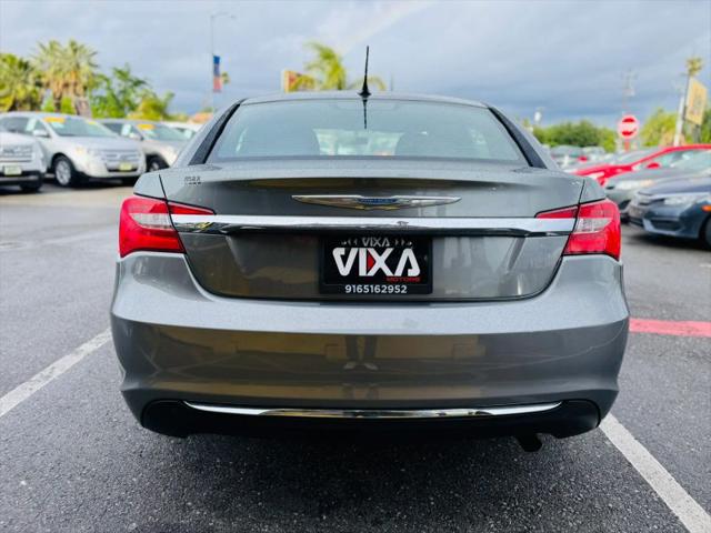 2012 Chrysler 200 LX