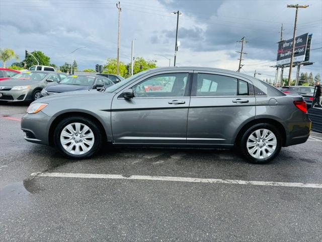 2012 Chrysler 200 LX