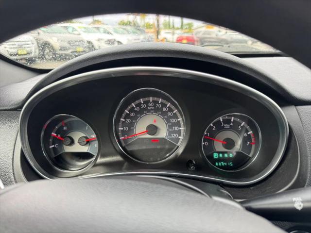 2012 Chrysler 200 LX