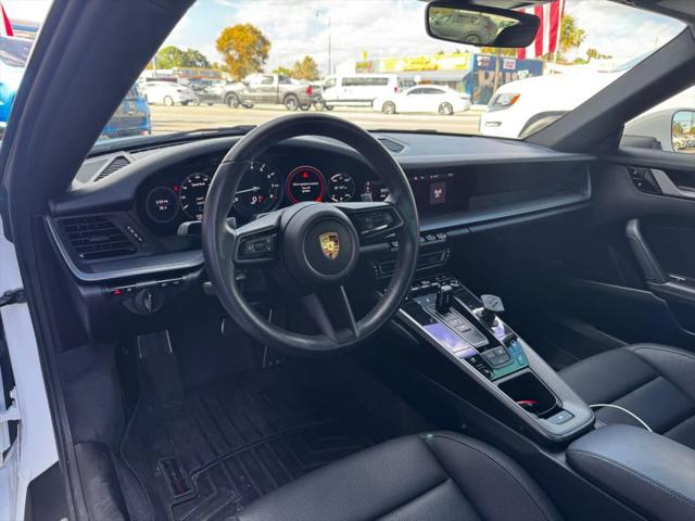 2021 Porsche 911 Carrera