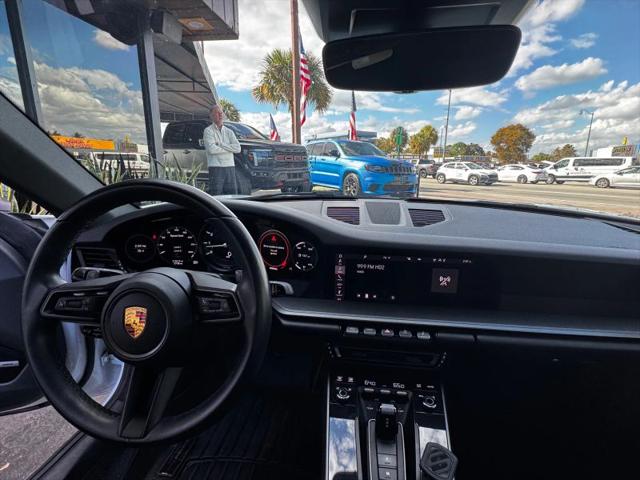 2021 Porsche 911 Carrera