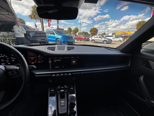 2021 Porsche 911 Carrera
