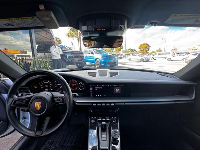 2021 Porsche 911 Carrera