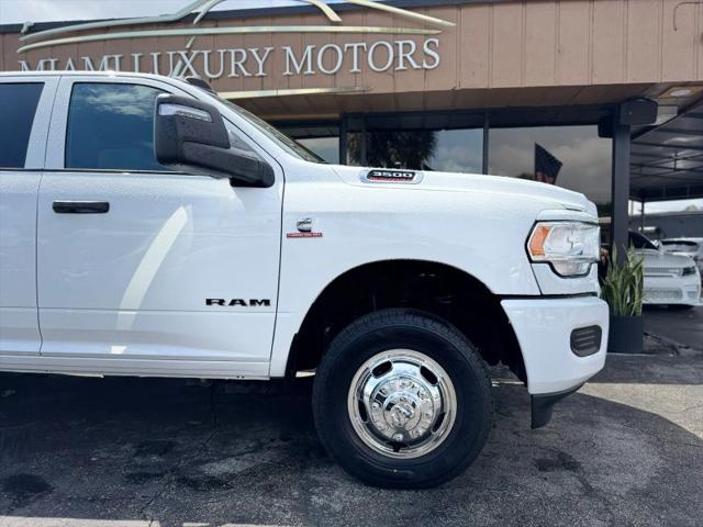 2023 Ram 3500 Tradesman Crew Cab 4x4 8' Box