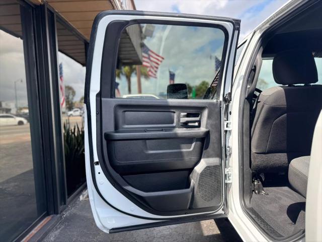 2023 Ram 3500 Tradesman Crew Cab 4x4 8' Box