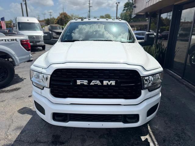 2023 Ram 3500 Tradesman Crew Cab 4x4 8' Box