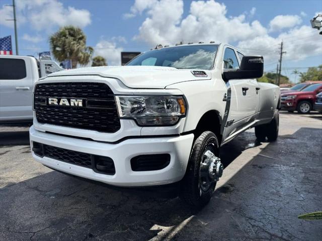 2023 Ram 3500 Tradesman Crew Cab 4x4 8' Box