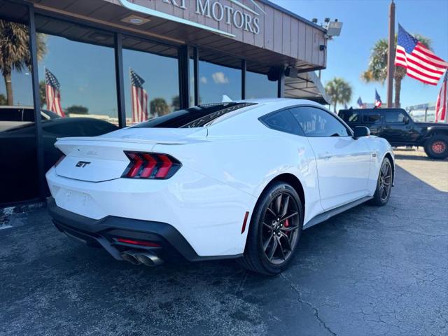 2024 Ford Mustang GT Premium Fastback