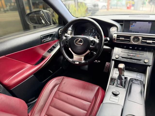 2016 Lexus IS 200t 200t