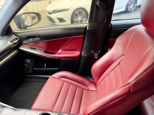 2016 Lexus IS 200t 200t