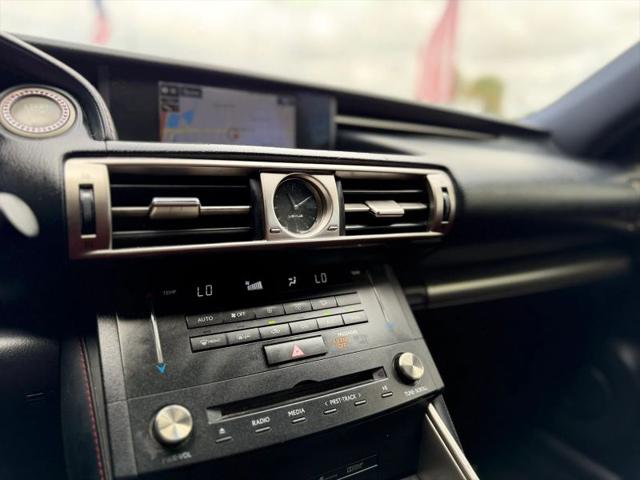 2016 Lexus IS 200t 200t