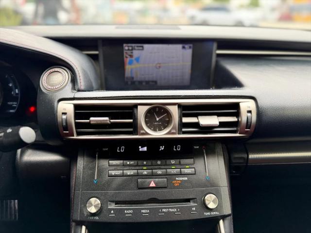 2016 Lexus IS 200t 200t