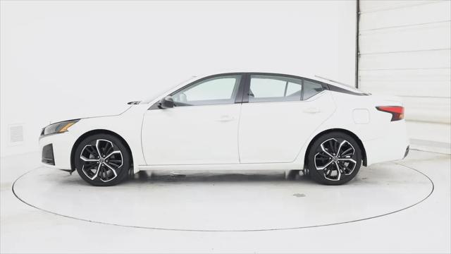 2023 Nissan Altima SR FWD