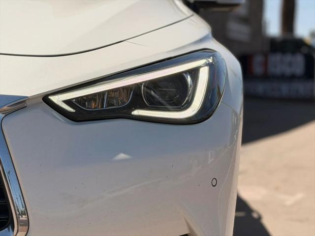 2017 INFINITI Q60 2.0t Premium