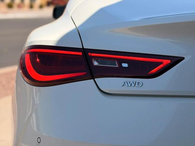 2017 INFINITI Q60 2.0t Premium