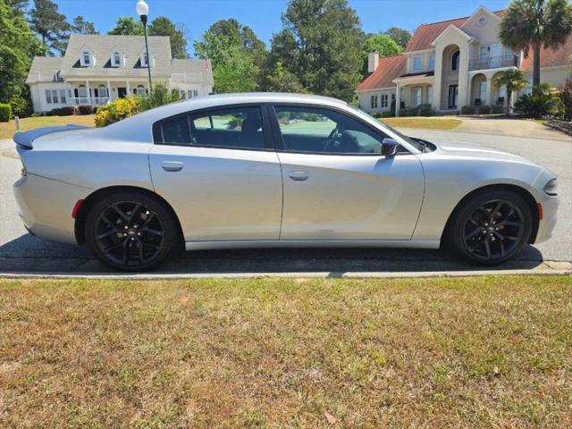 2020 Dodge Charger SXT RWD