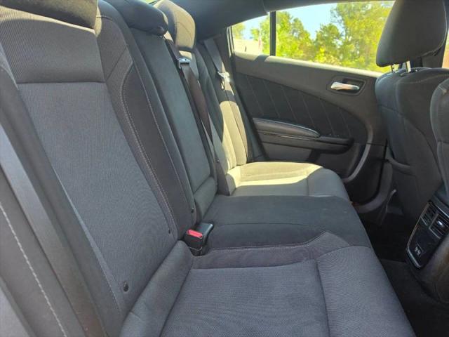 2020 Dodge Charger SXT RWD
