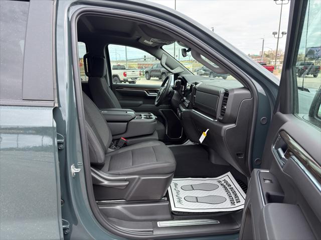 2026 Chevrolet Silverado 1500 4WD Crew Cab Short Bed LT with 2FL